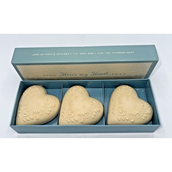 Vintage Avon Here's My Heart Soap Set Of 3 Guest Soap Decoratve Soap New - Picture 2 of 9